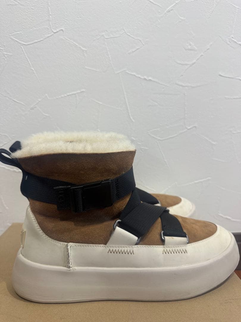 【完売品】UGG 厚底 ボアブーツ24cm 正規品