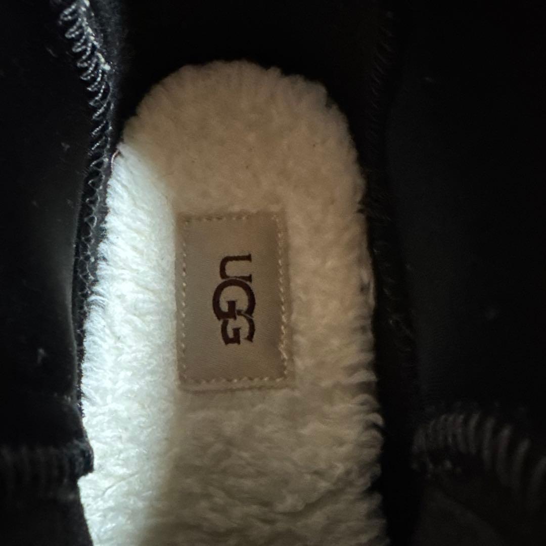 UGG ブラック サイドゴア ショートブーツ　レインブーツ