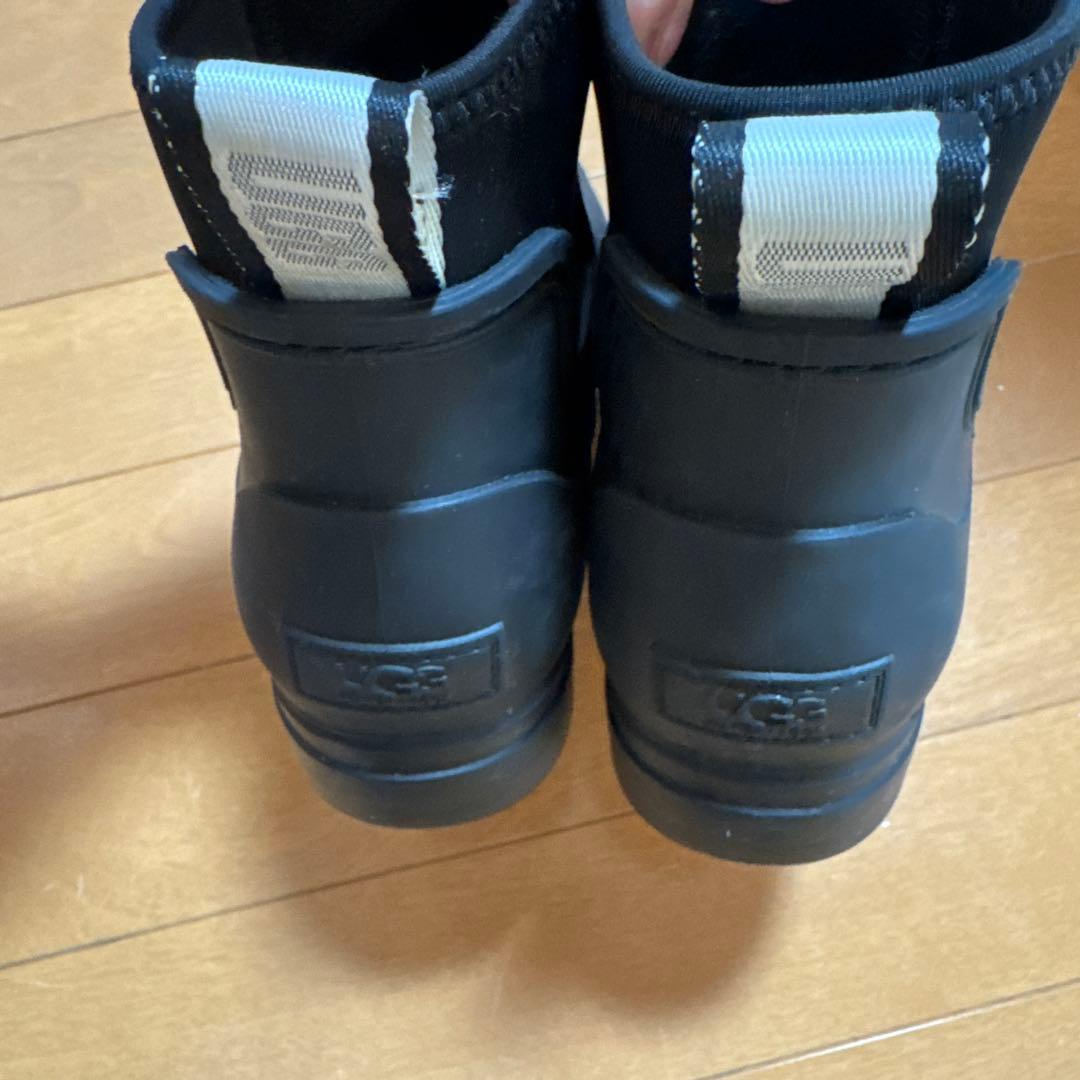 UGG ブラック サイドゴア ショートブーツ　レインブーツ