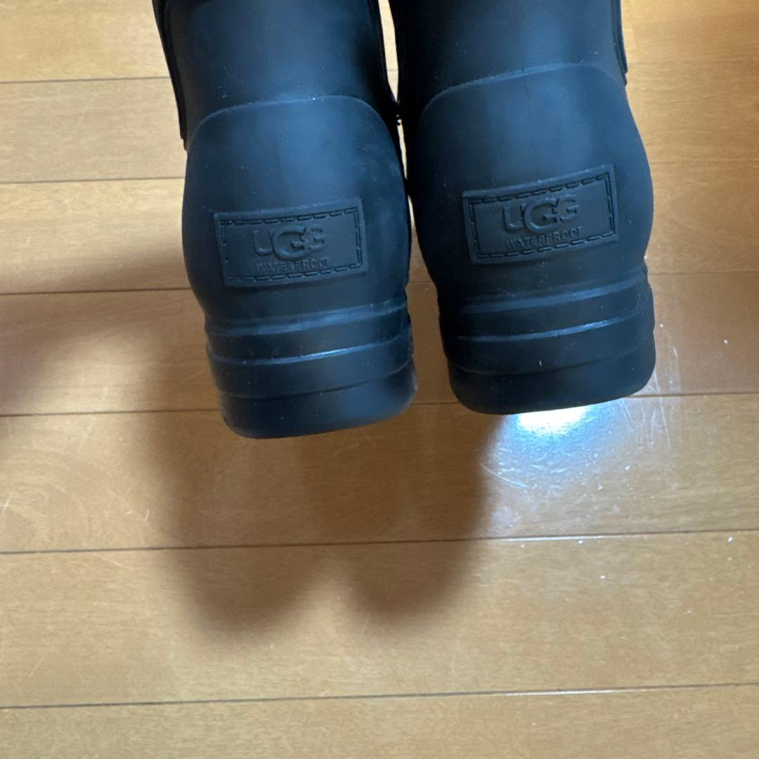 UGG ブラック サイドゴア ショートブーツ　レインブーツ