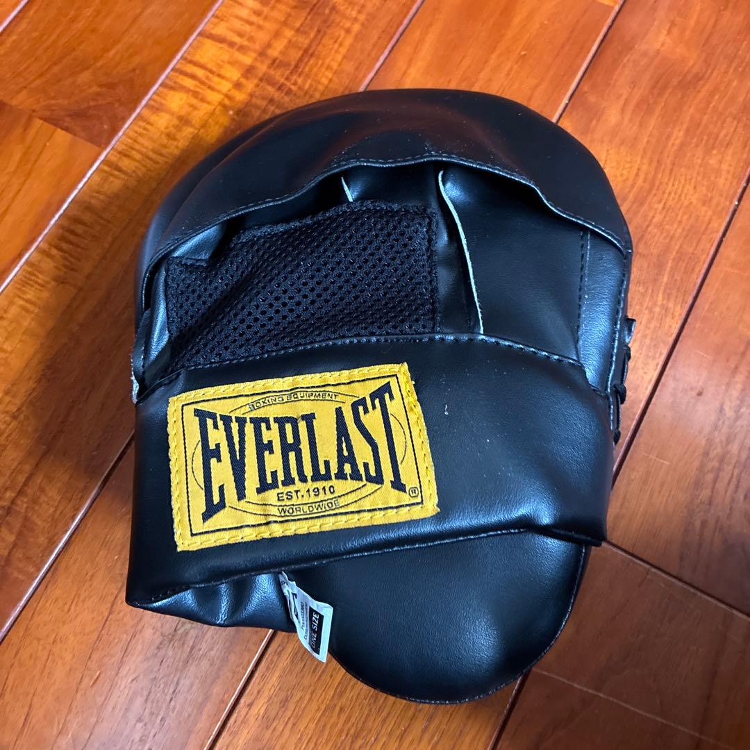 EVERLAST ブラック ヘッドギア　パンチングミット　再値下げ