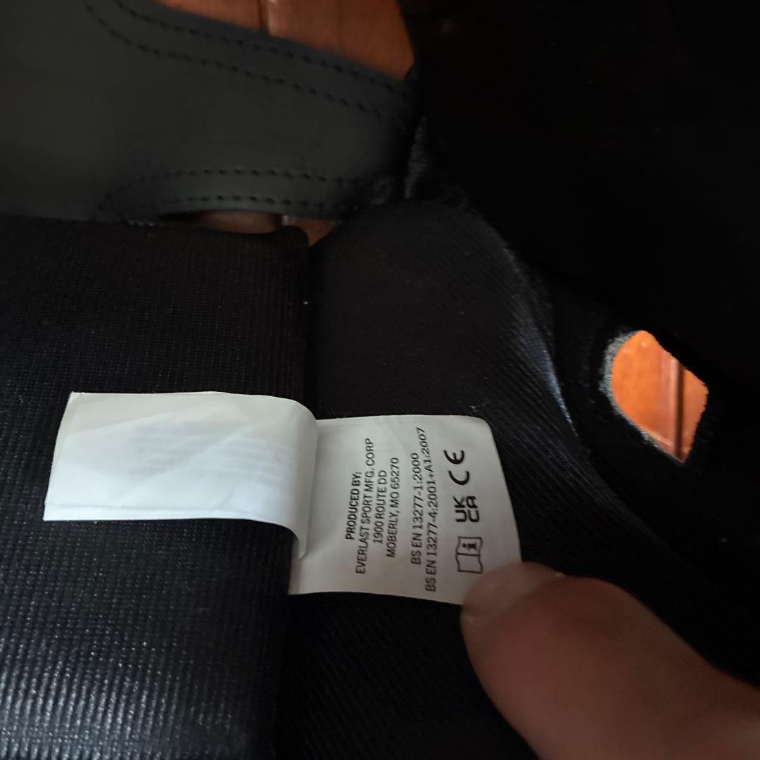 EVERLAST ブラック ヘッドギア　パンチングミット　再値下げ