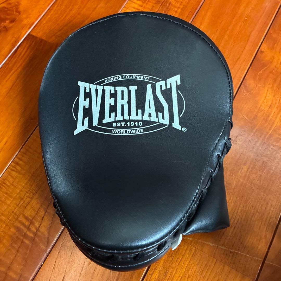 EVERLAST ブラック ヘッドギア　パンチングミット　再値下げ