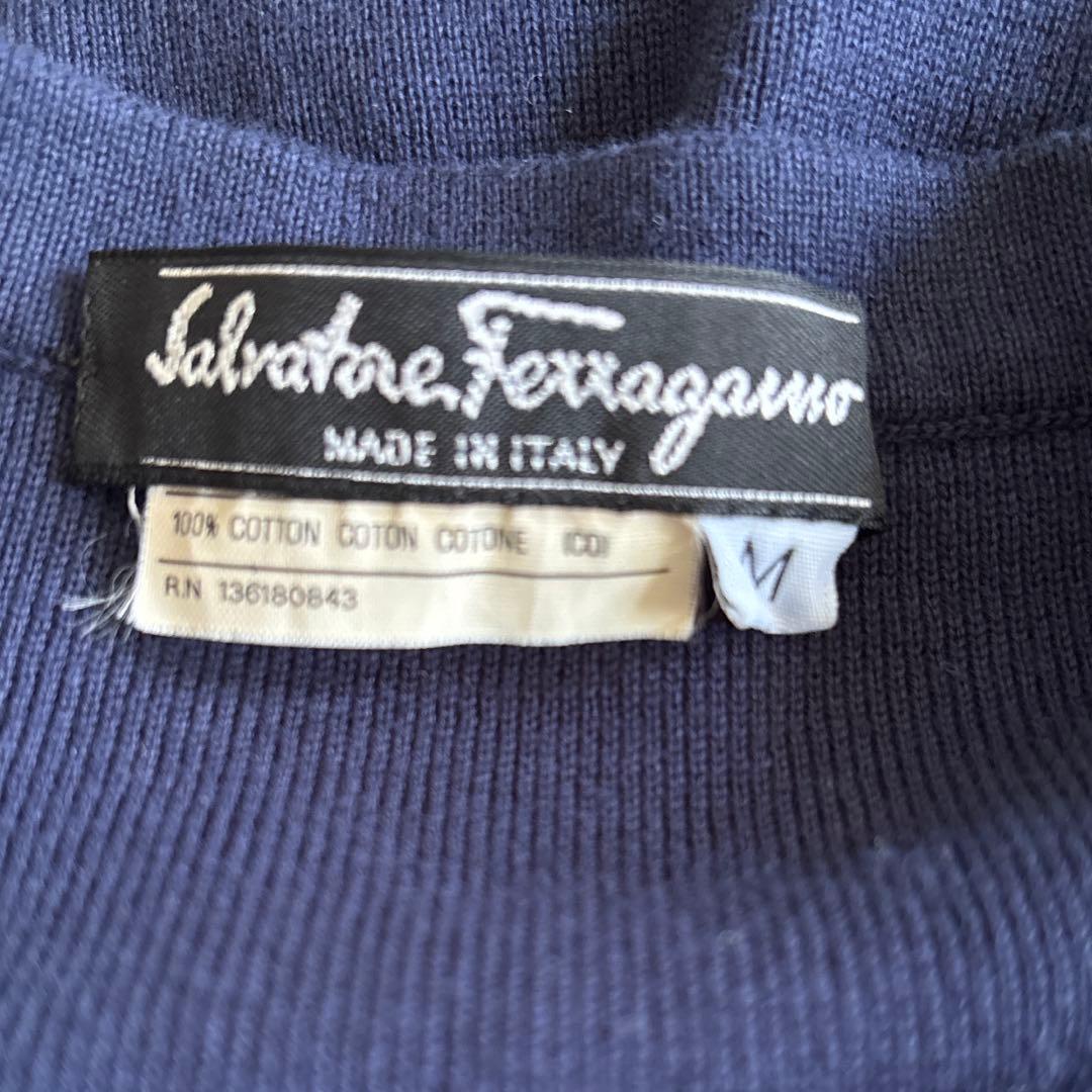 Salvatore Ferragamo ニットカーディガン　ガンチーニフック付