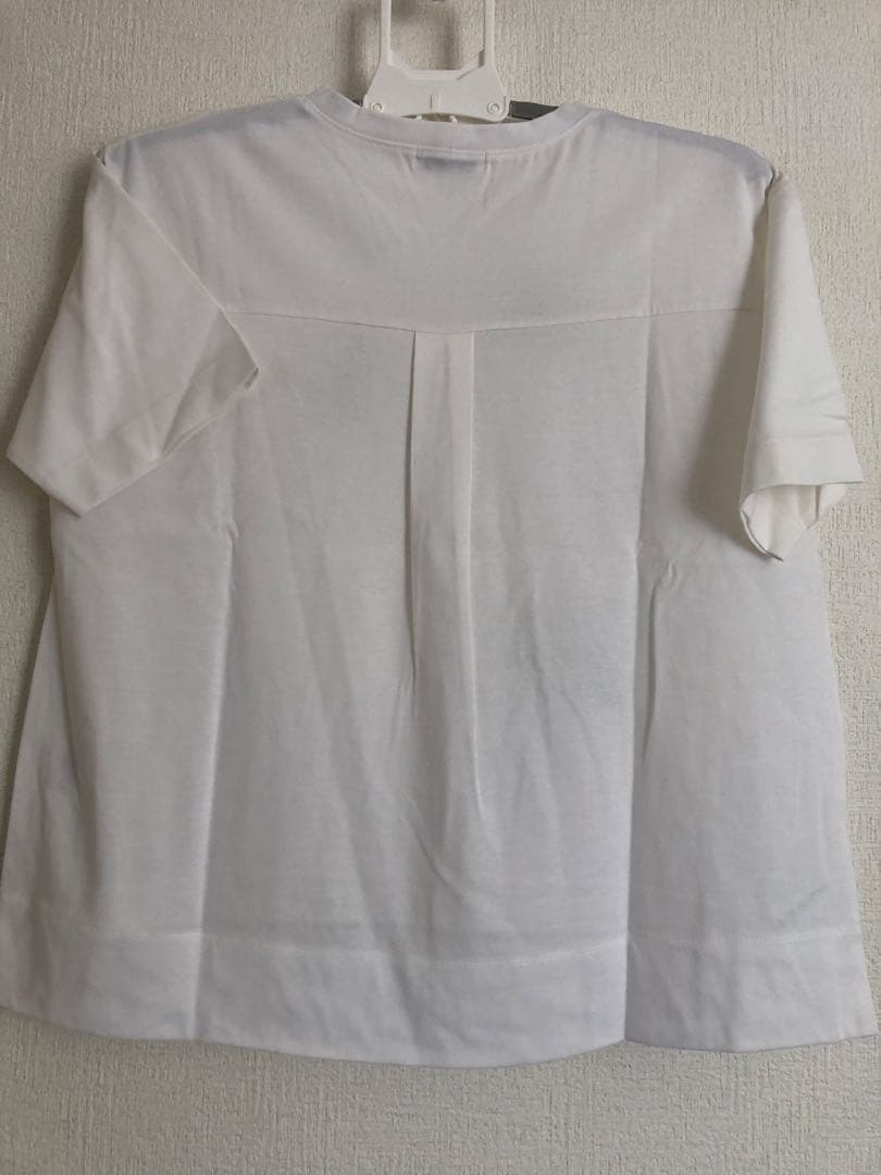 熊24✨即購入可能✨PICONE ホワイト Tシャツ サイズ　40
