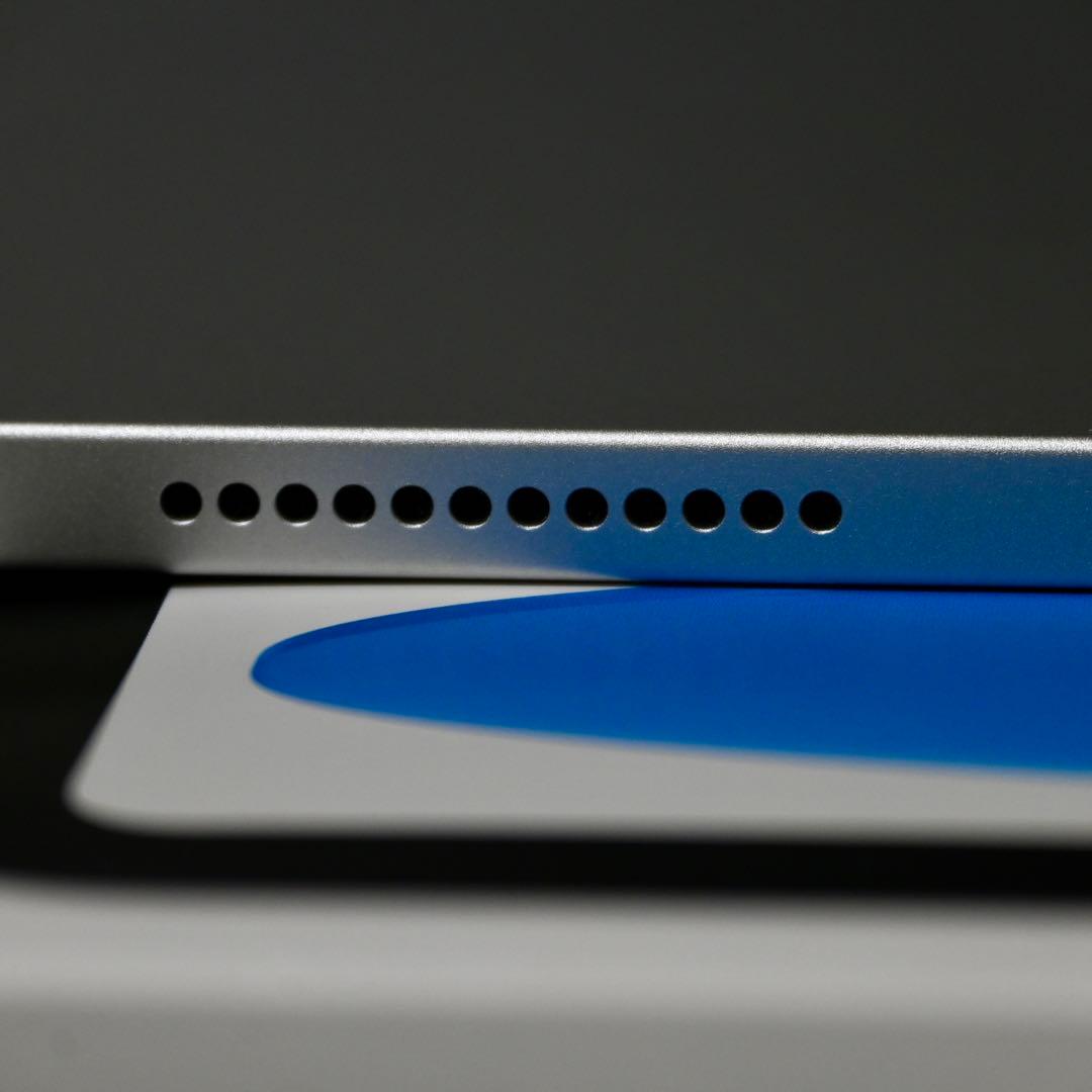 iPad 第10世代　シルバー　64GB