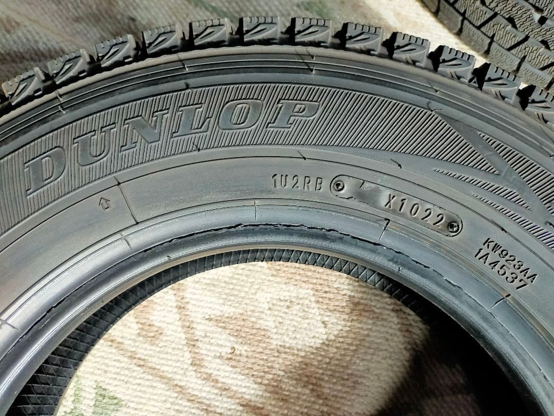 トラック用　スタッドレス　155R12　　8PR 2022年製　4本　山あり