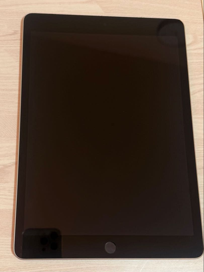 yuki　Apple iPad 第9世代 シルバー 本体 64GB