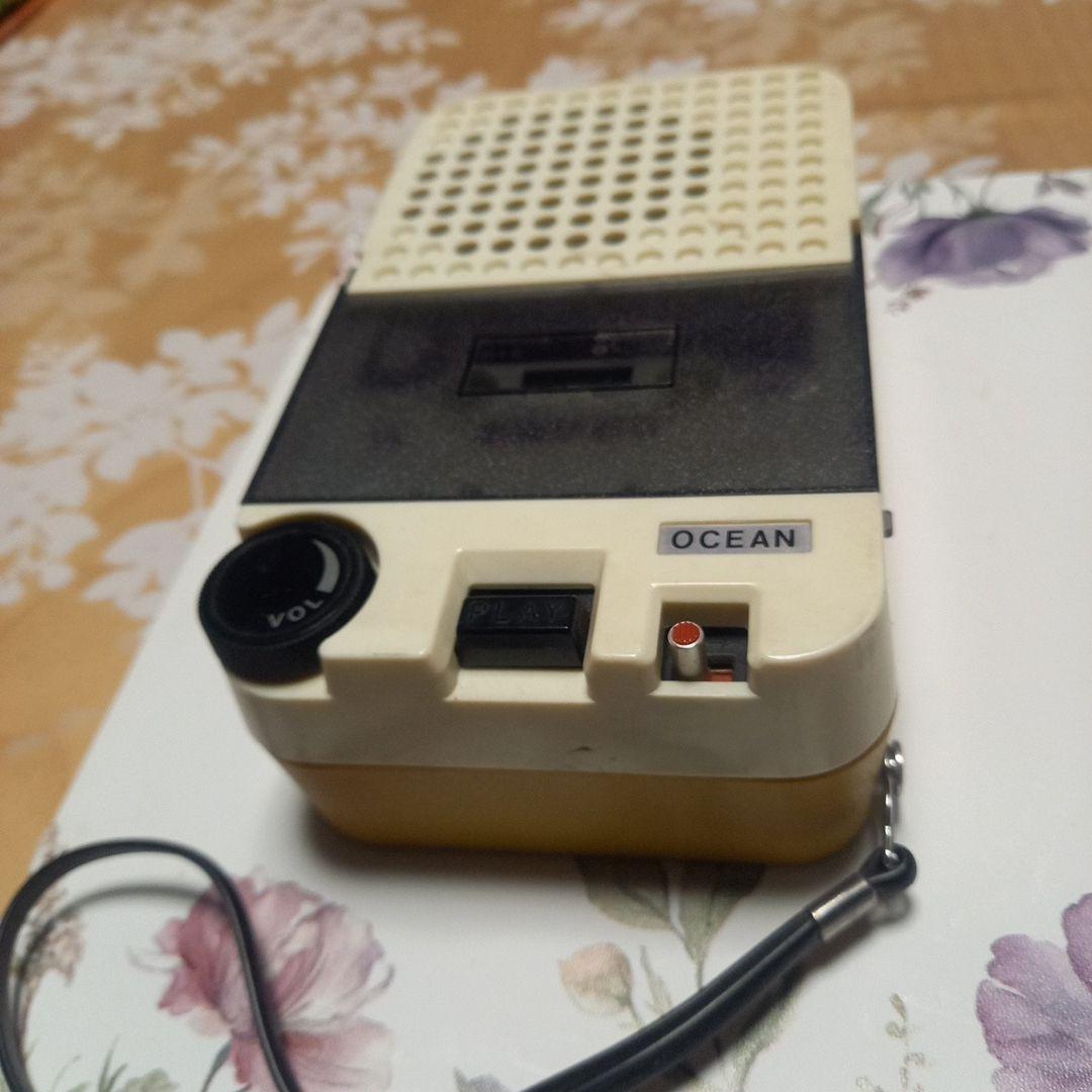 昭和モダンレトロレア物　OCEANカセットプレーヤー