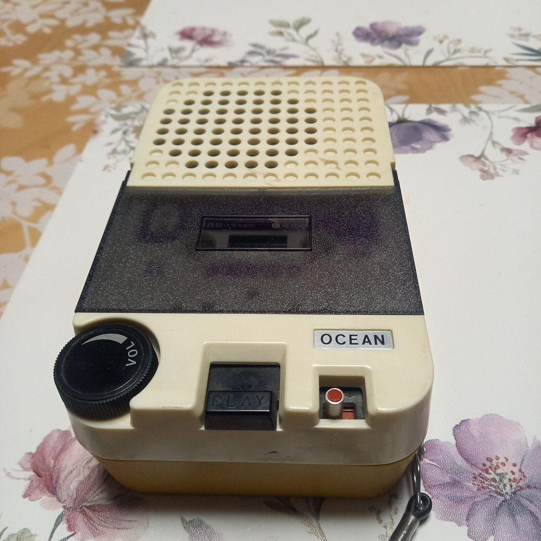 昭和モダンレトロレア物　OCEANカセットプレーヤー