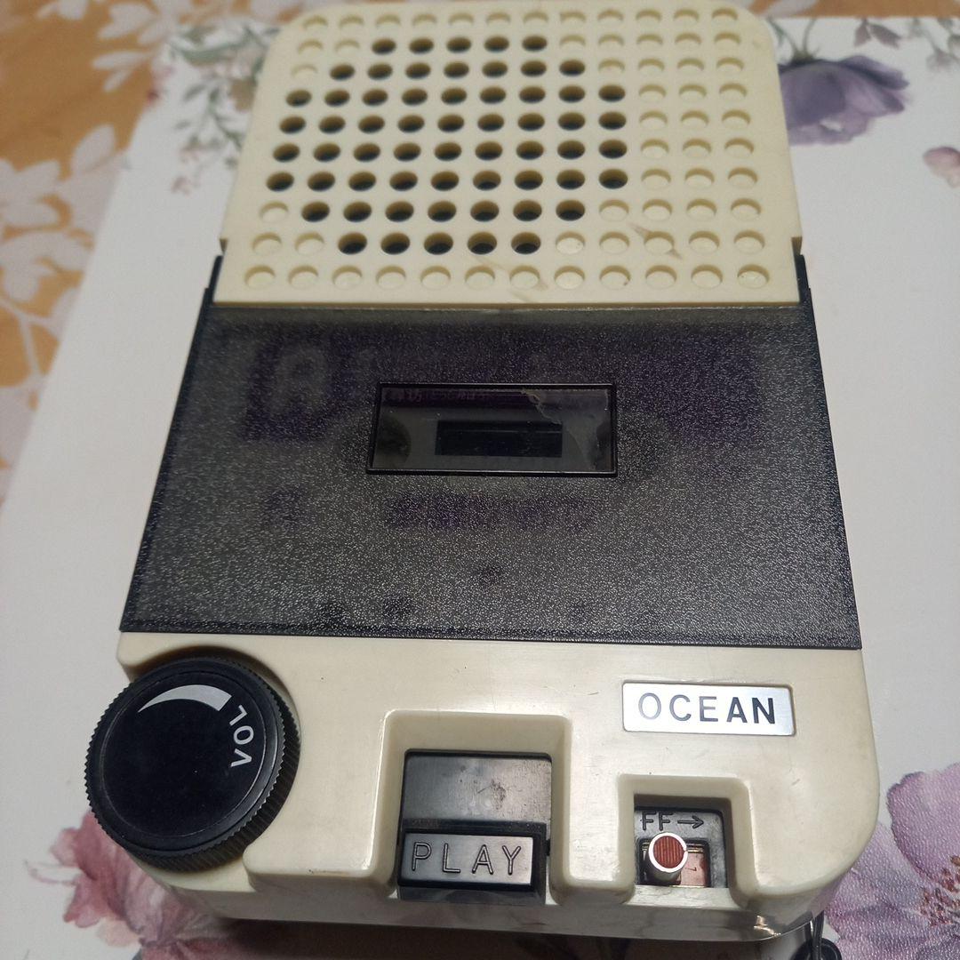 昭和モダンレトロレア物　OCEANカセットプレーヤー
