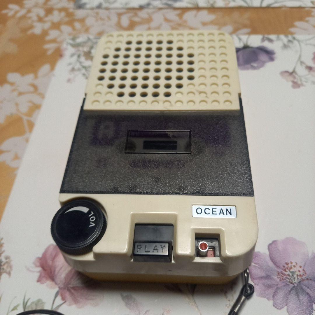 昭和モダンレトロレア物　OCEANカセットプレーヤー