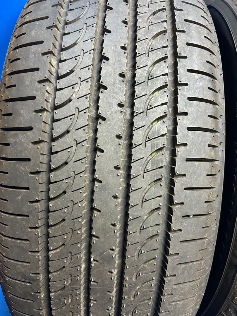 新車外し　225/55R18 デリカ　純正　タイヤ　中古　2025年　ヨコハマ
