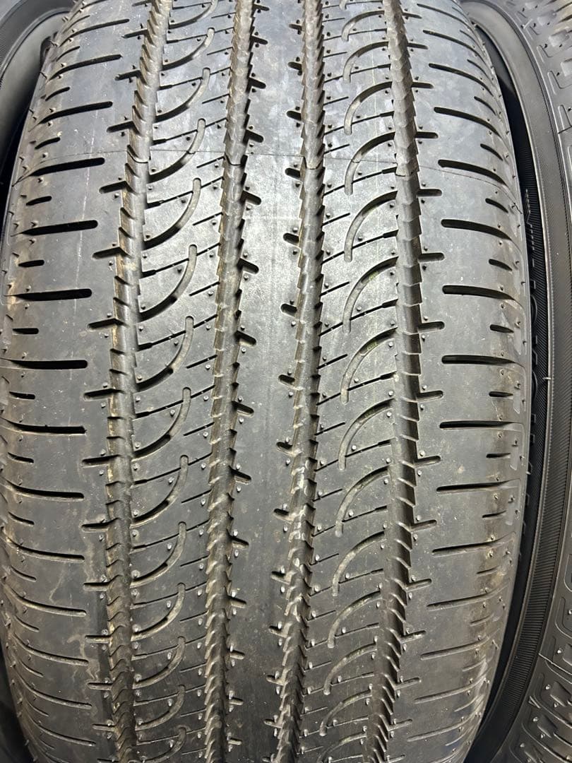 新車外し　225/55R18 デリカ　純正　タイヤ　中古　2025年　ヨコハマ