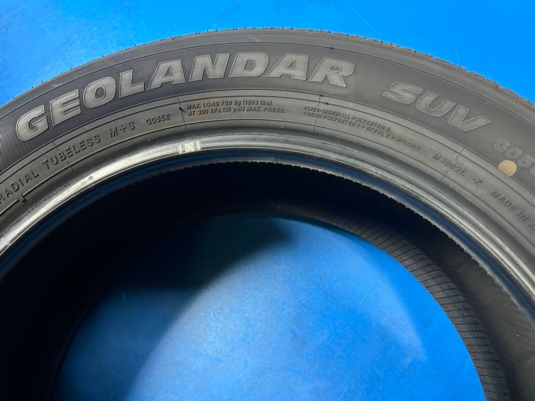 新車外し　225/55R18 デリカ　純正　タイヤ　中古　2025年　ヨコハマ
