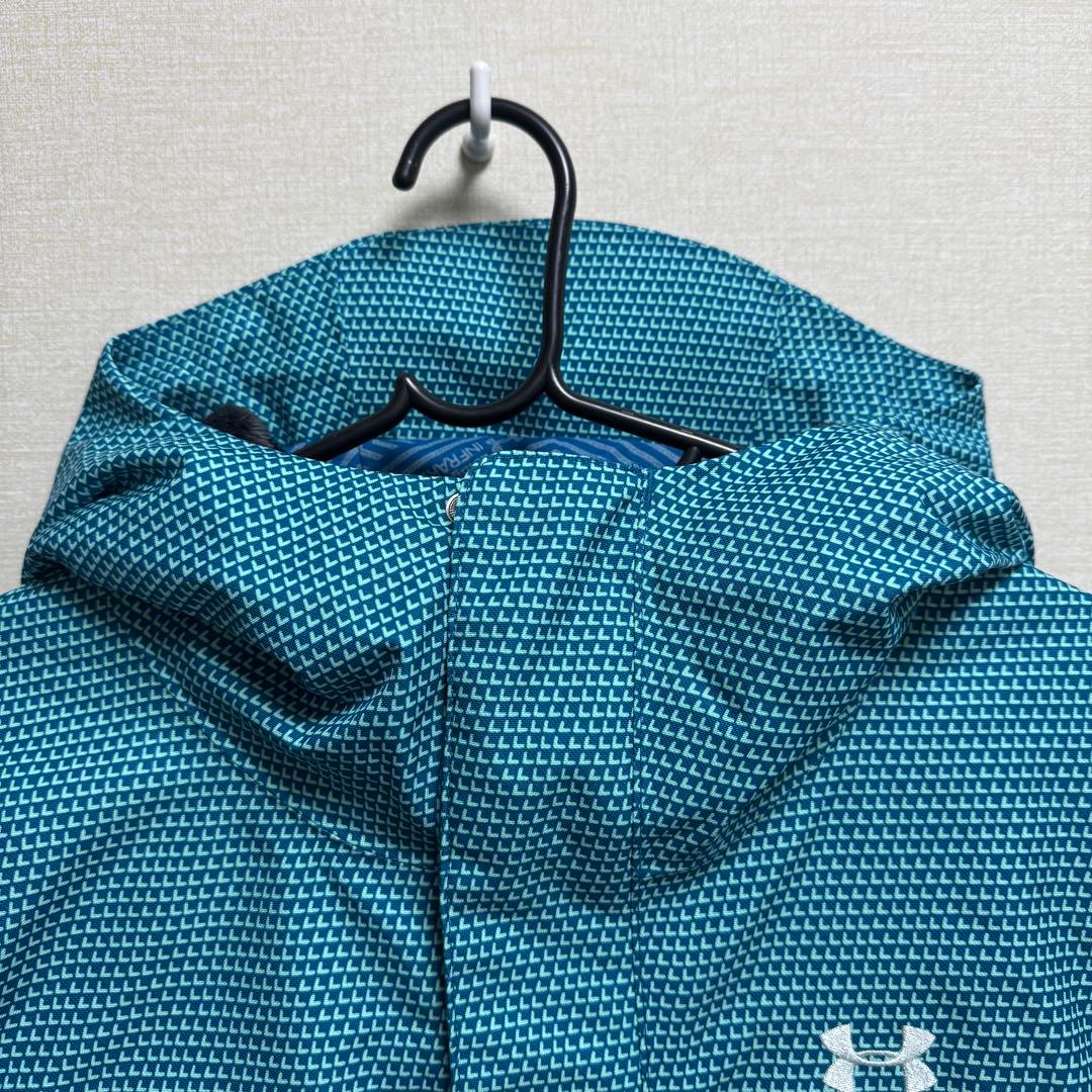 1点物！UNDER ARMOUR アンダーアーマー スキーウェア M 水色 柄物