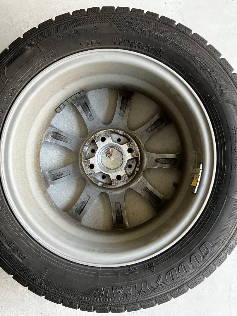 値下げしました☆【送料無料】スタッドレスタイヤ (175/65R15)