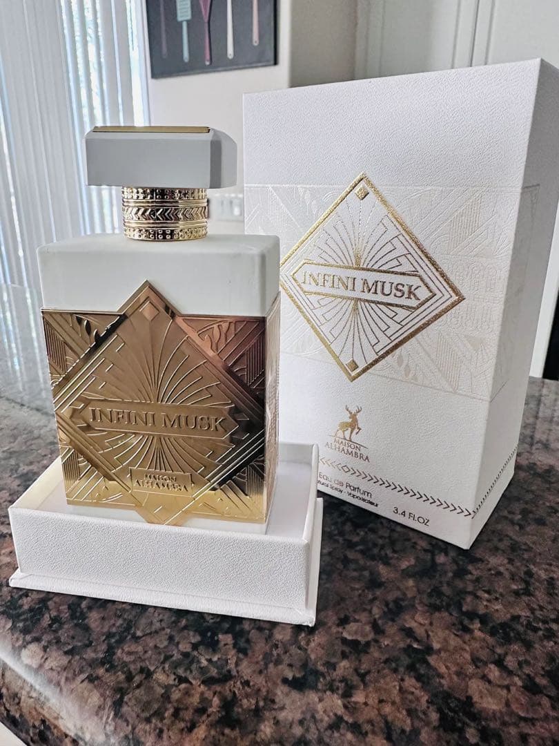 Maison Alhambra Infini Musk ジョン様