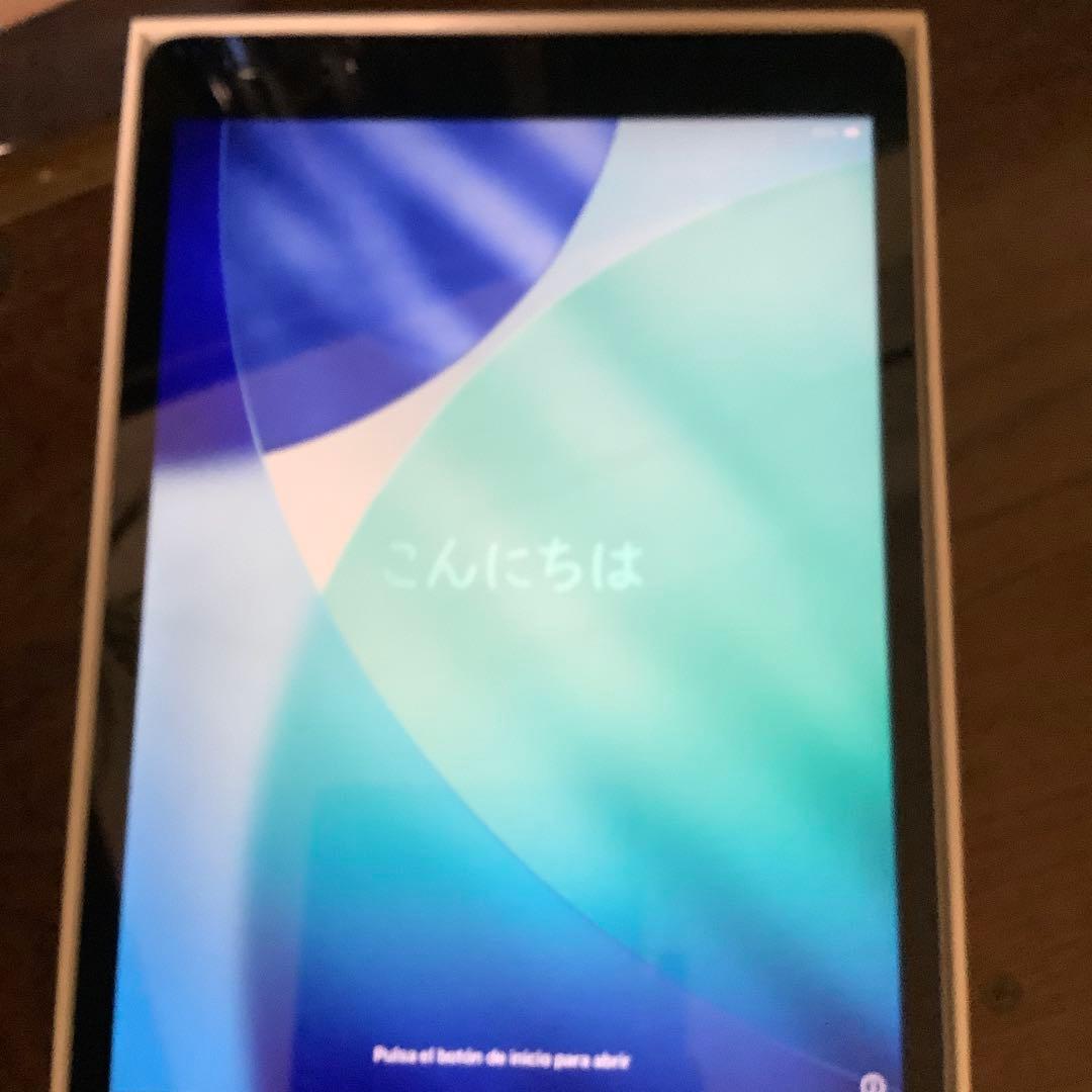 iPad 第9世代シルバー64GB Wi-Fiモデル箱付き