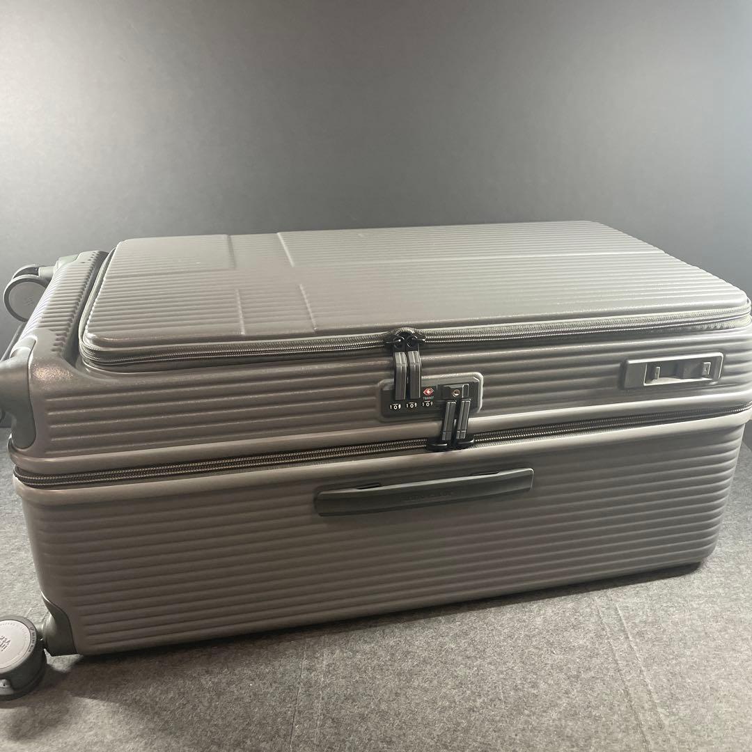 スーツケース ベーシック 5.2kg