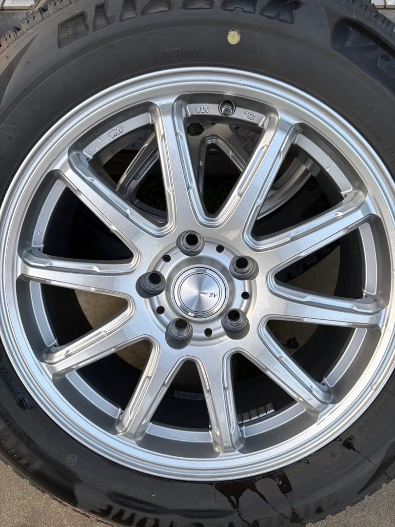 215/60R17 VRX2 スタッドレスタイヤ　ホイール付き