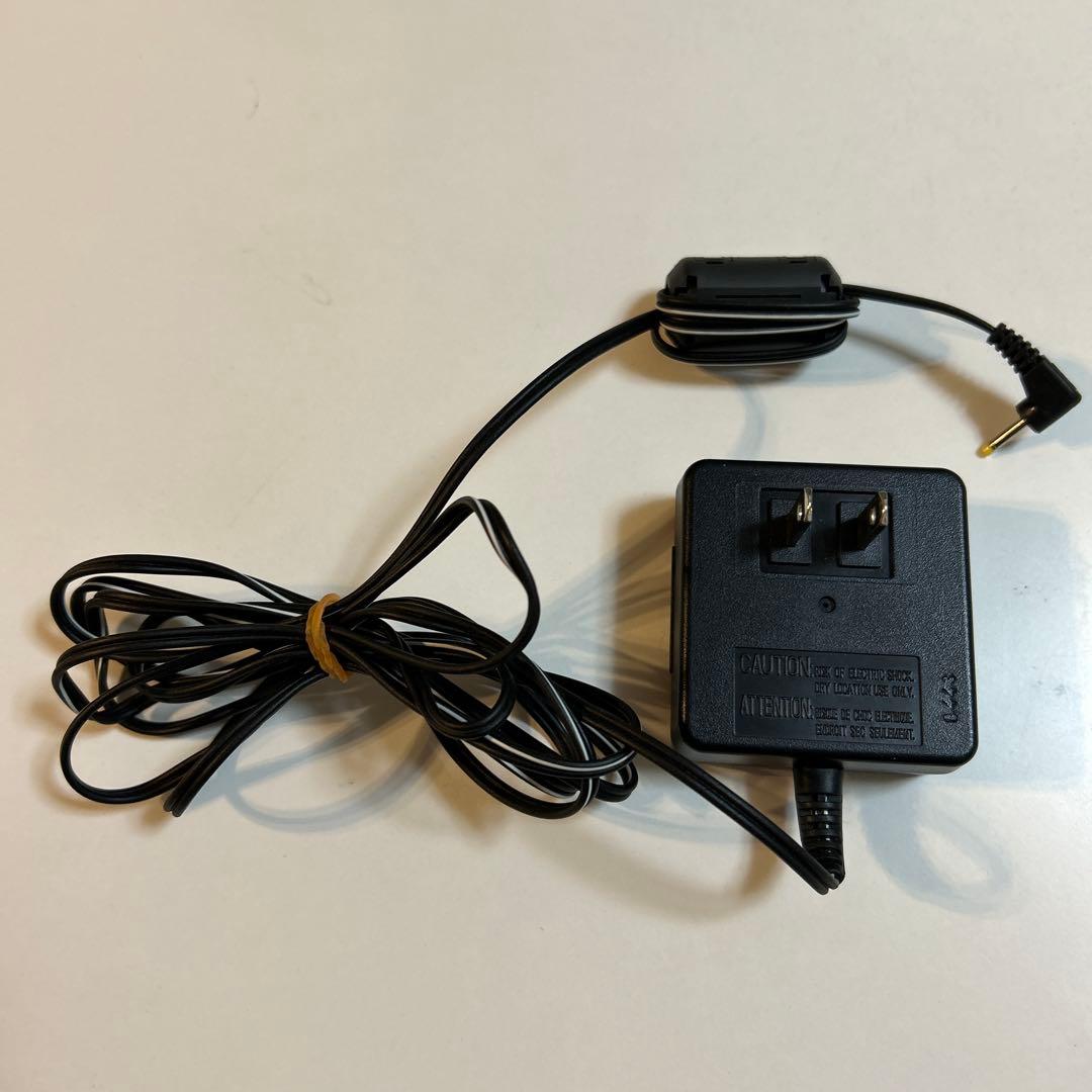 ジャンク品　SONY CDウォークマン D-NE820 WALKMA ホワイト