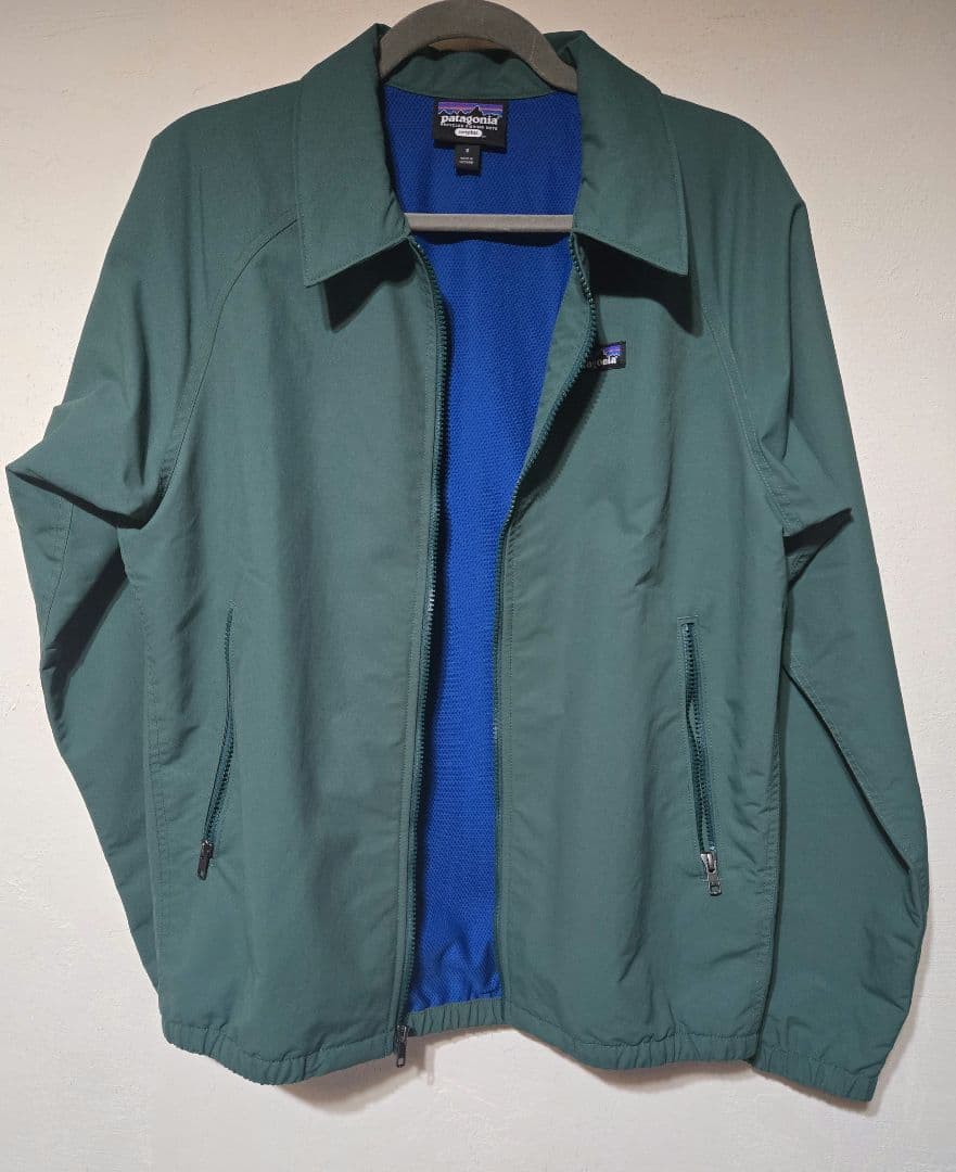 新品 patagonia バギーズジャケット グリーン