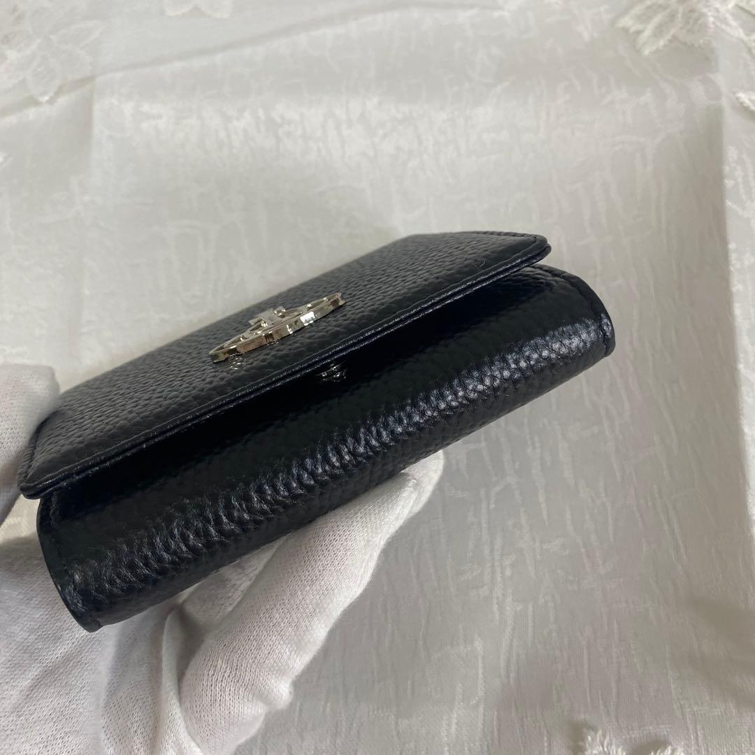 ヴィヴィアンウェストウッド　三つ折り財布