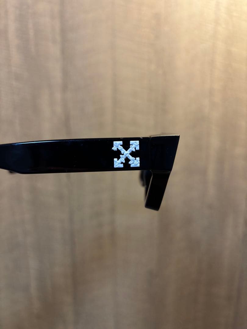 off-White スクエア サングラス