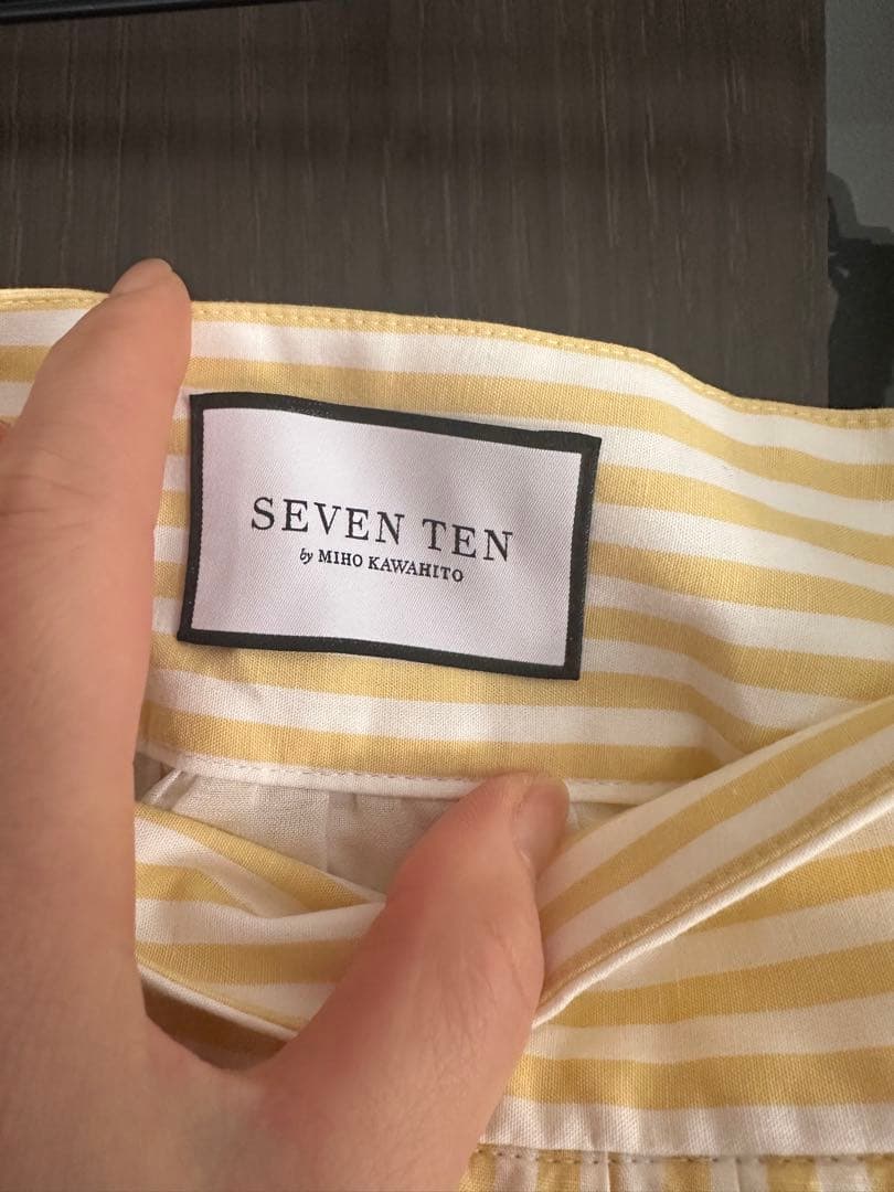 seventen XS 春夏　ストライプタックスカート ライトイエロー
