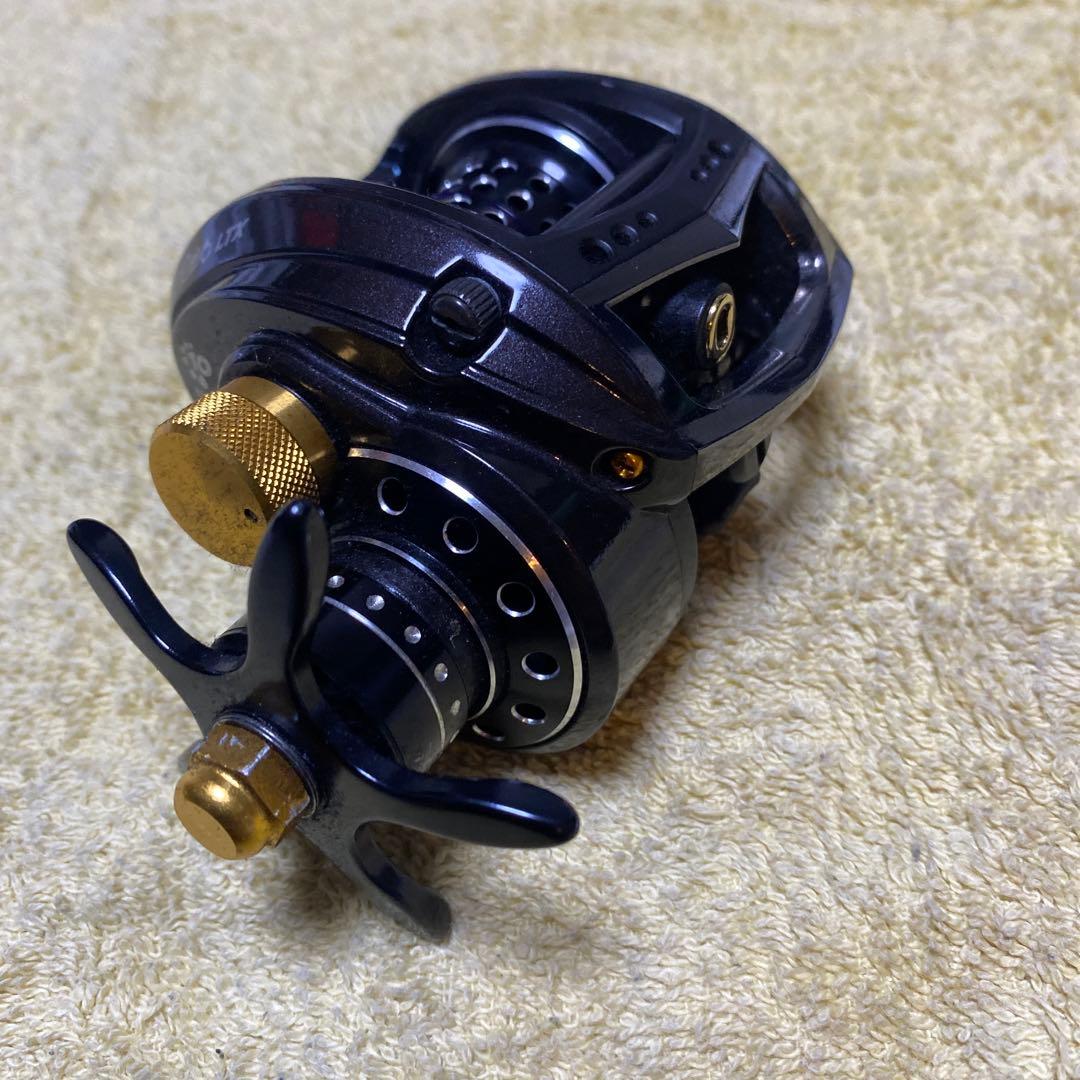 アブガルシア Revo LTX 右ハンドル　　ハンドル無し中古品　最終値引き
