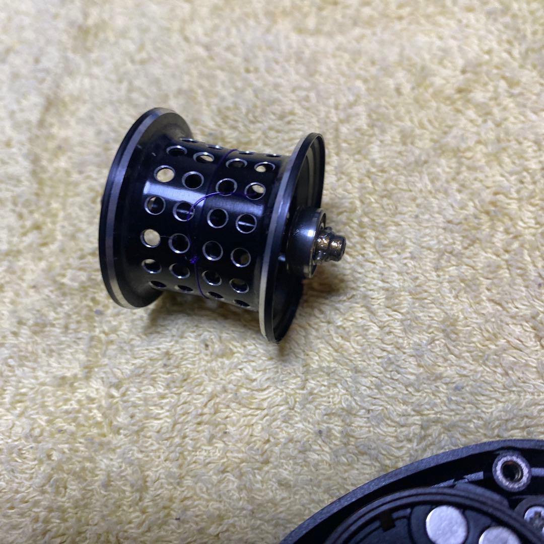 アブガルシア Revo LTX 右ハンドル　　ハンドル無し中古品　最終値引き