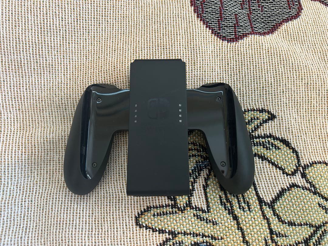 Nintendo Switch 本体 青/赤 Joy-Con