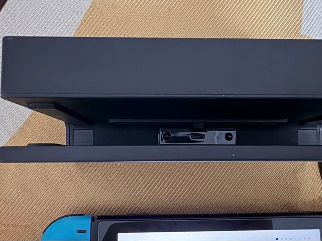 ニンテンドースイッチ Nintendo Switch 本体 ジョイコン付き