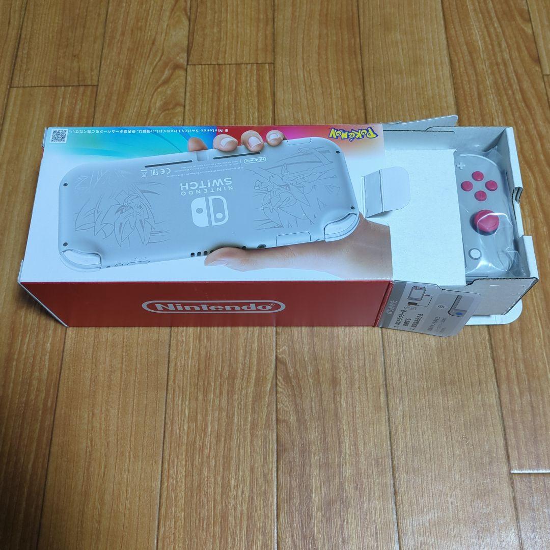 【ジャンク】Switch Lite ザシアン・ザマゼンタ 箱・付属品付 液晶新品