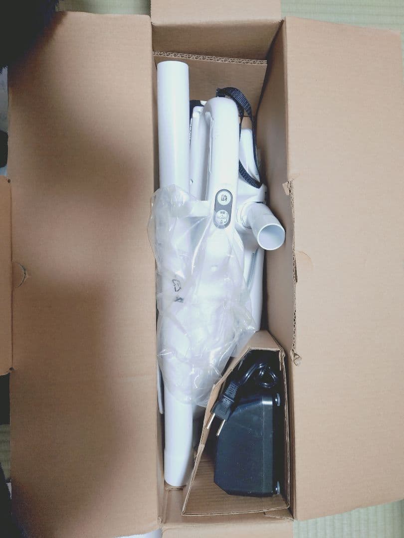 Makita CL108FDSHW 充電式クリーナー