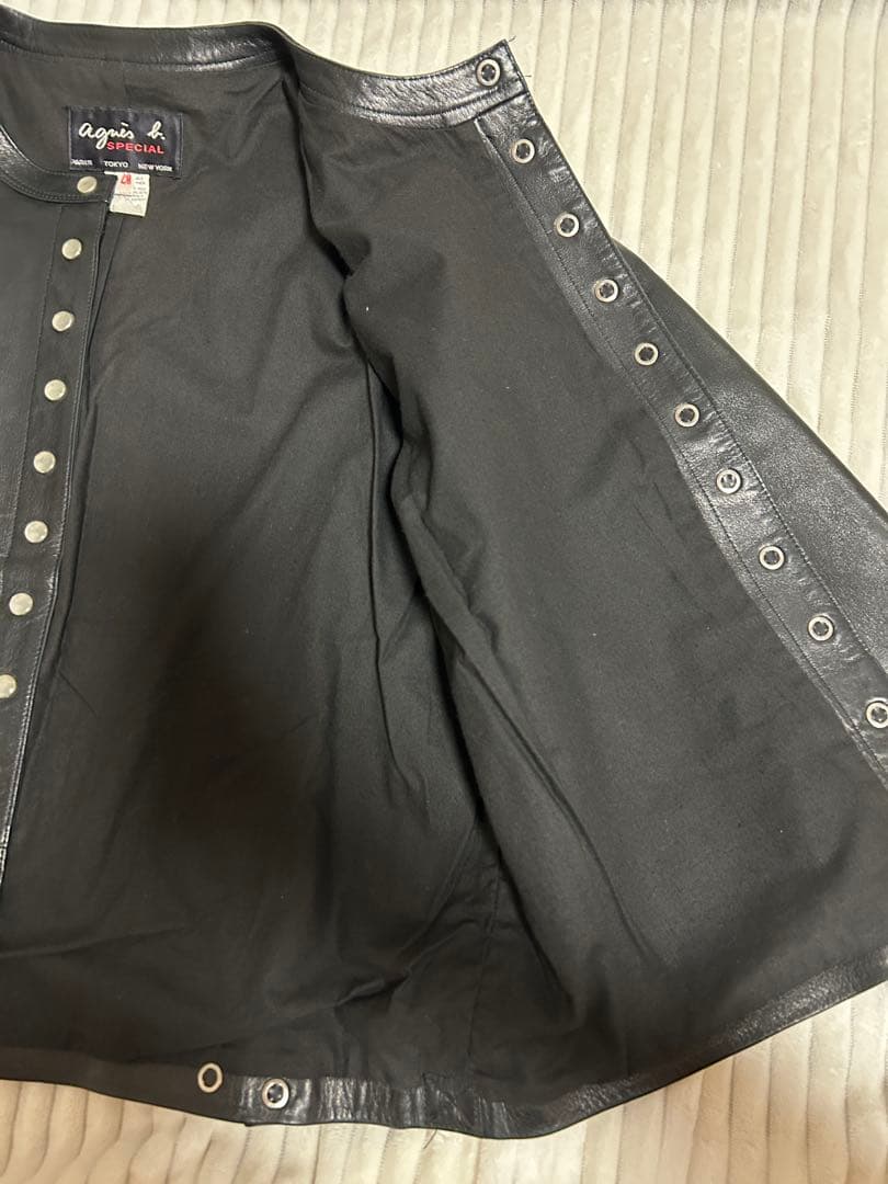 【美品】agnis b.アニエスベー　ボタン付き 黒レザージャケット40サイズ