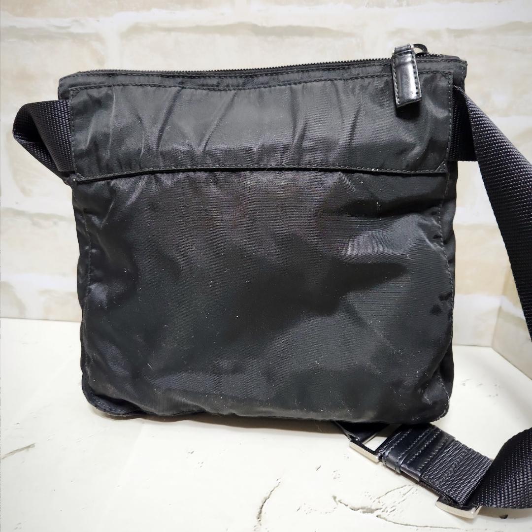 ★コージー【プラダ】三角ロゴ ウエストバッグ ブラック BM0011 美品