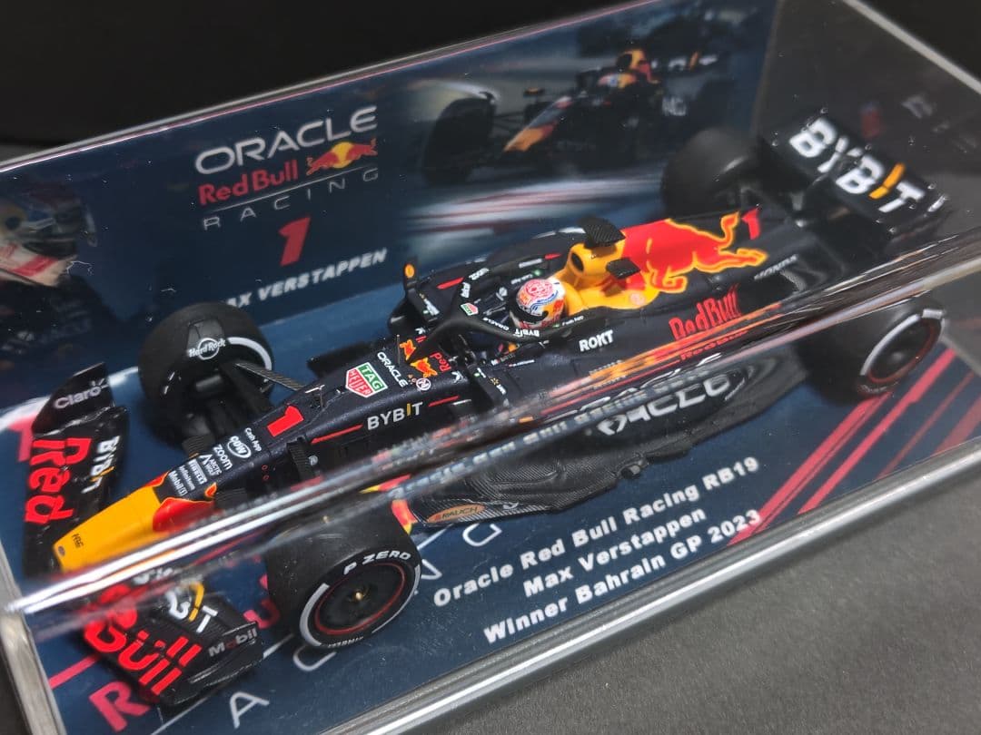 Spark Redbull RB19 M.フェルスタッペン　1/43