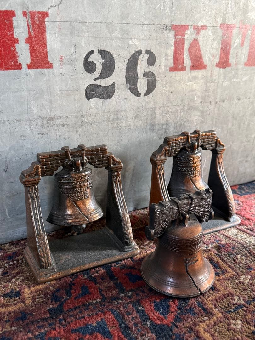 アンティーク雑貨 Liberty Bell book end