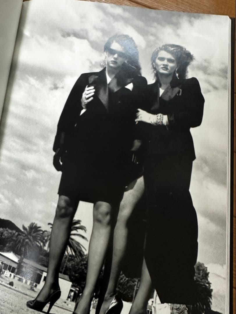 【最終価格】 YVES SAINTLAURENTイメージとデザイン