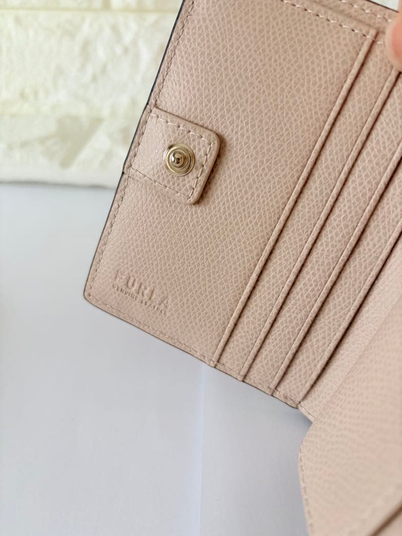 みぅみぅ☆　　　　　　FURLA財布