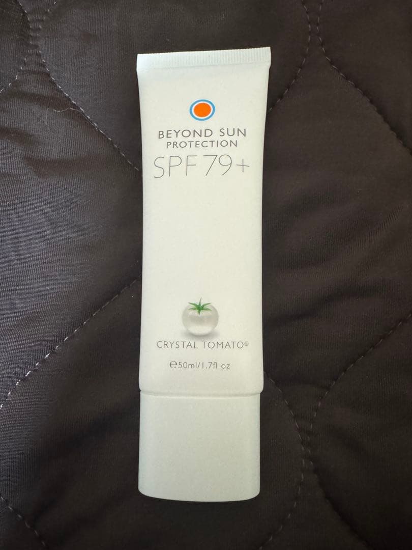 クリスタルトマト CRYSTAL TOMATO SPF 79+ 50ml