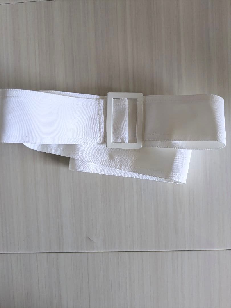 【一度着用クリーニング済】さえらレインダンス立体花 スプリングコート白 2