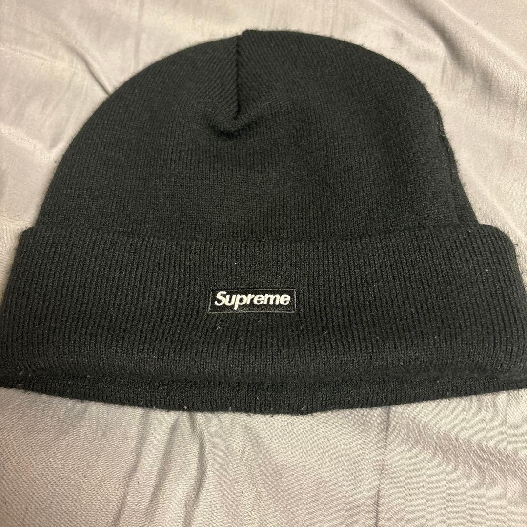 み*ん様 Supreme 黒 ニット帽 トライバルデザイン