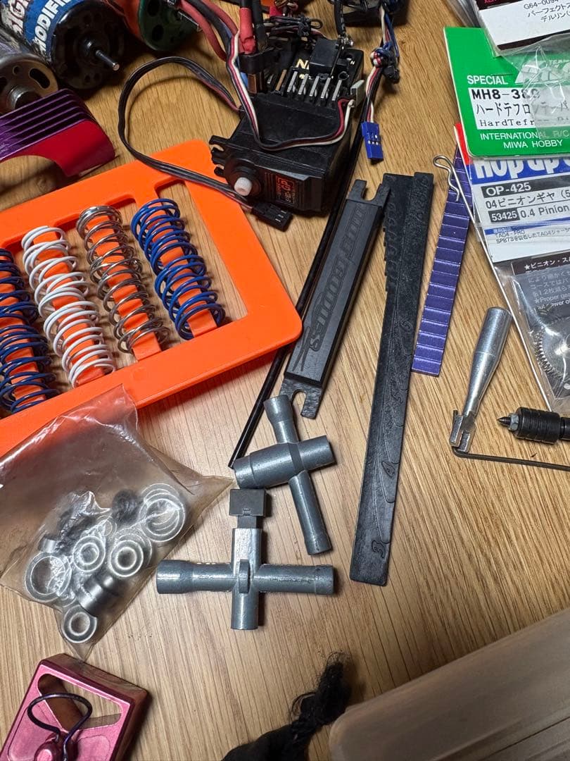 RCカー用パーツセット（モーター、ギア、スプリングなどetc）