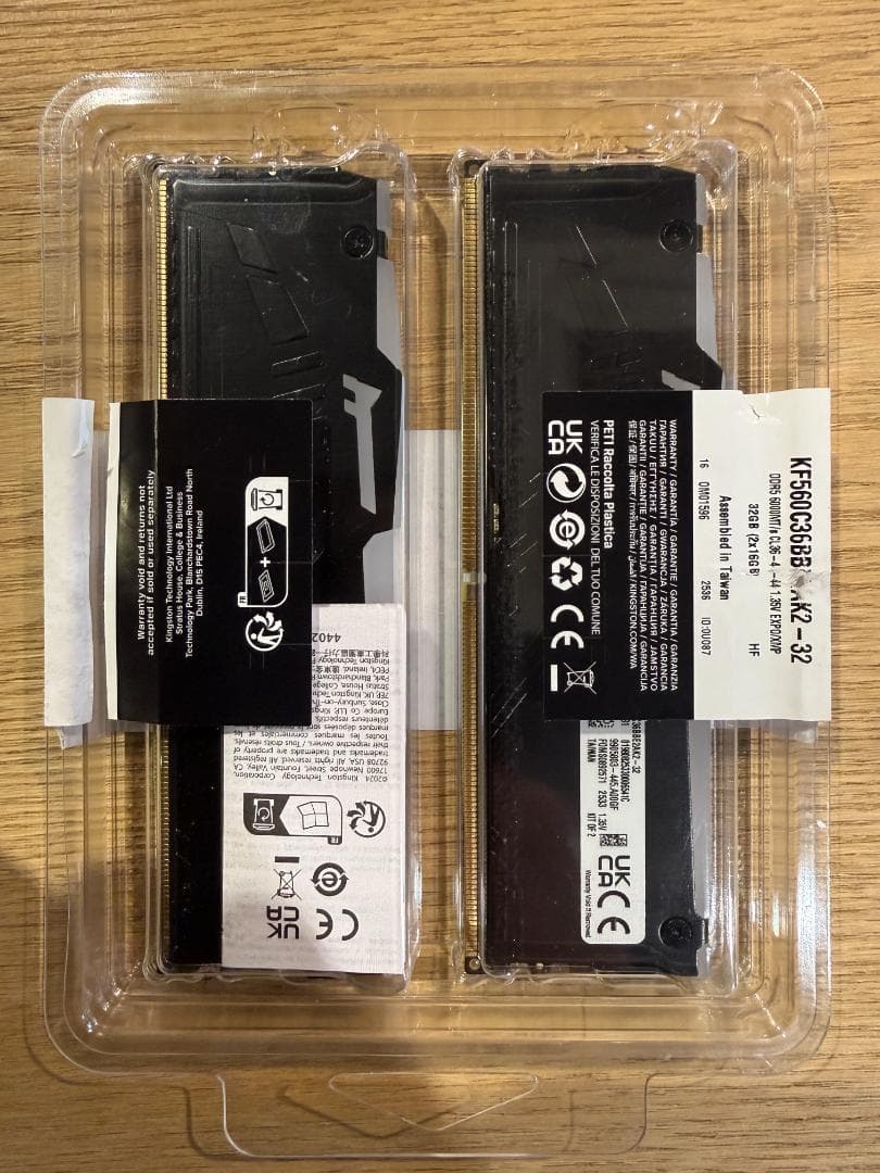 【極美品】Kingston FURY RGB DDR5-6000 32GB