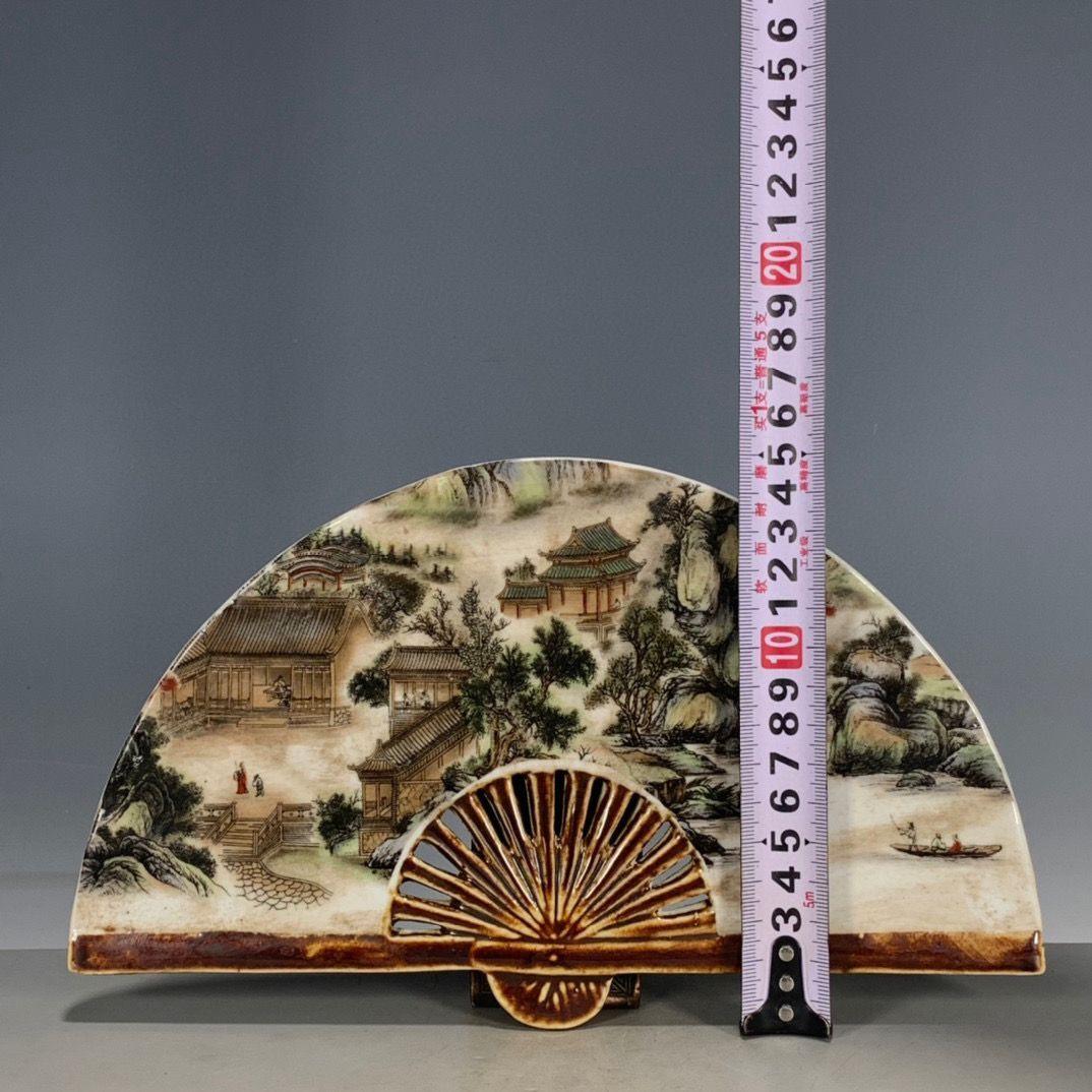 民国時代パステル色山水磁器扇置物 景徳鎮 陶磁器 装飾品 現代工芸品美術品 置物