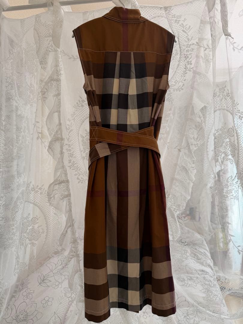 【BURBERRY】ブラウン系チェック ノースリーブワンピース