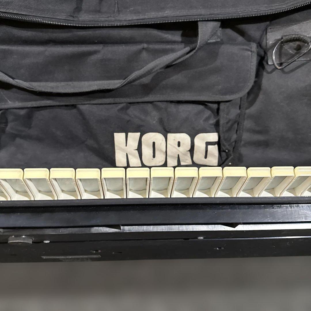 KORG M50-61 シンセサイザー 61鍵 ソフトケース付